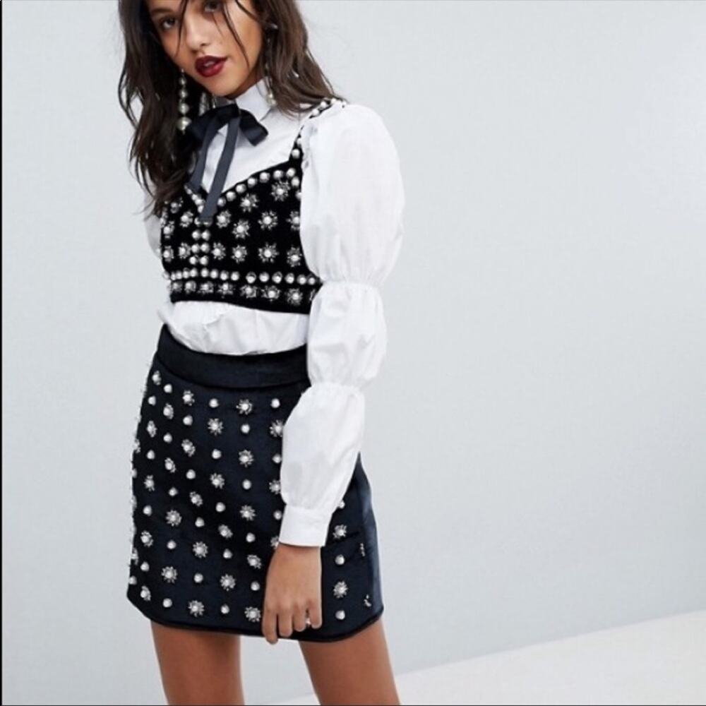 River Island Embellished Pearl Skirt Size 6